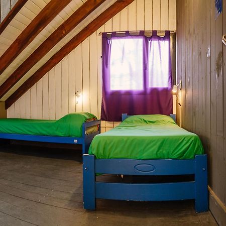 Alhue Patagonia Hostel ซาน มาร์ติง เด ลอส อันเดส ภายนอก รูปภาพ