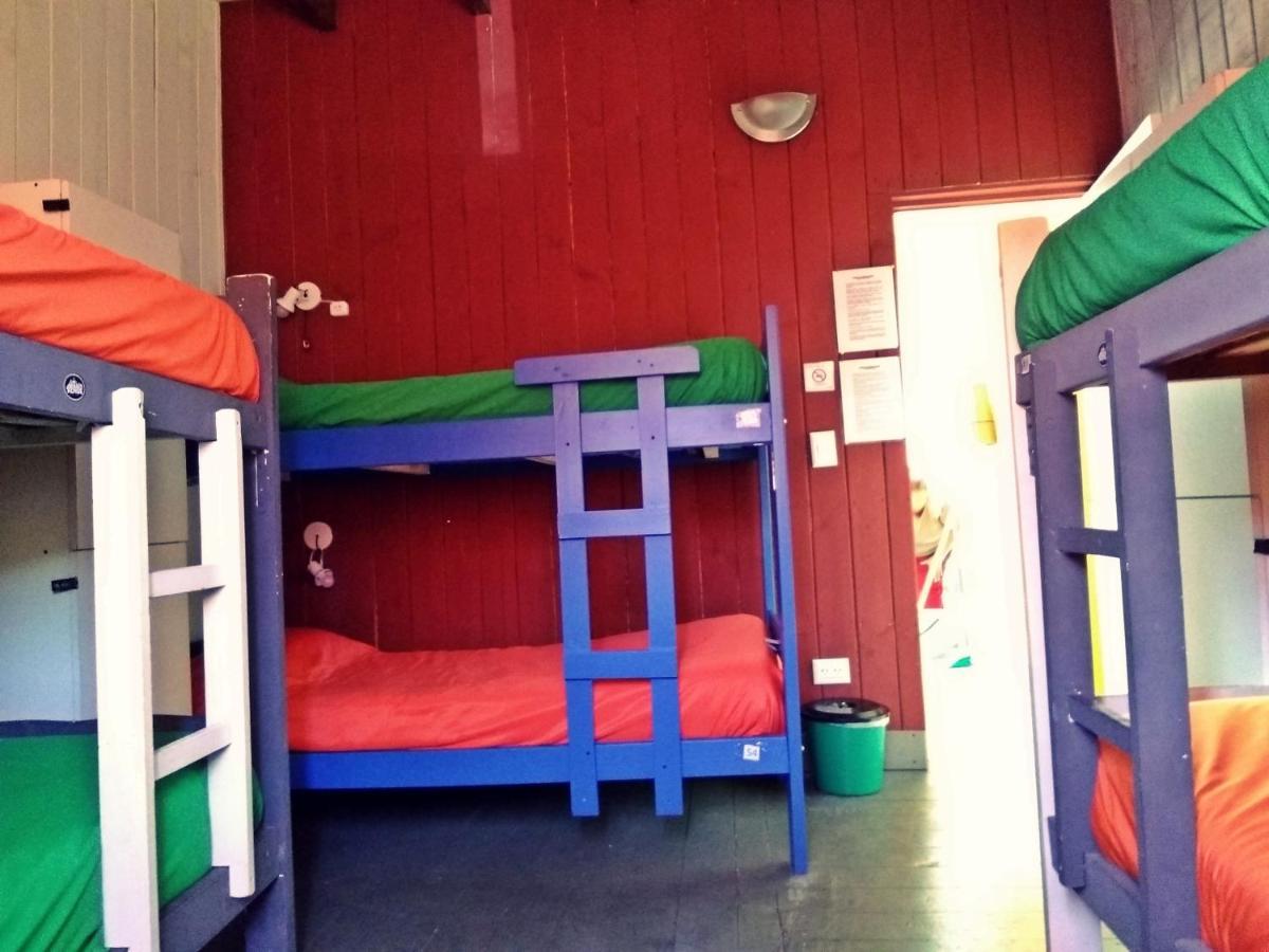 Alhue Patagonia Hostel ซาน มาร์ติง เด ลอส อันเดส ภายนอก รูปภาพ
